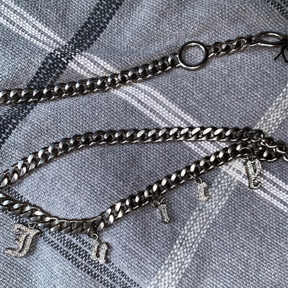 SOLD Juicy Couture Barrel Bag and Chain Belt Bundle - Picture 9 of 12